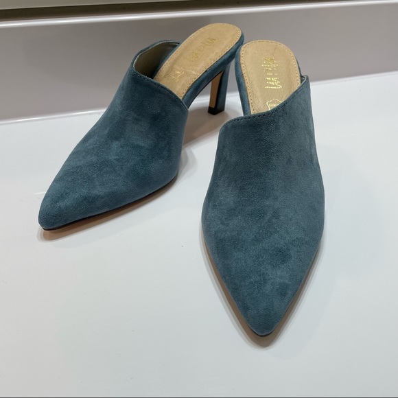 Mi.iM Genuine Leather Asymmetrical Heel - Picture 2 of 7